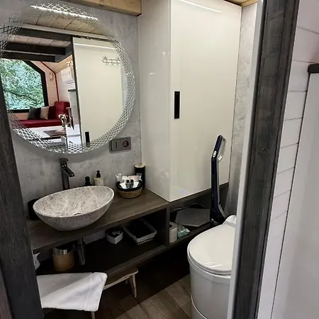 Semesterbostad Labe Glamping Žireč