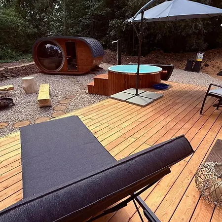Semesterbostad Labe Glamping