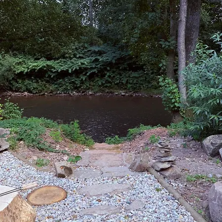 Semesterbostad Labe Glamping Žireč